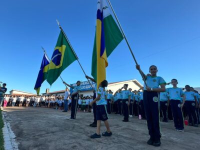 Momento Cívico marca abertura das comemorações pelos 38 anos de São Miguel do Guaporé
